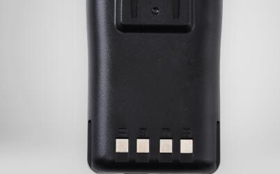 手持臺(tái)對(duì)講機(jī)：620等雙節(jié)鋰電池放久了，充電一段時(shí)間仍不能使用怎么辦?