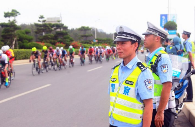 警用對講機全是PDT？警察常用的模擬對講機頻段，你知道幾個？
